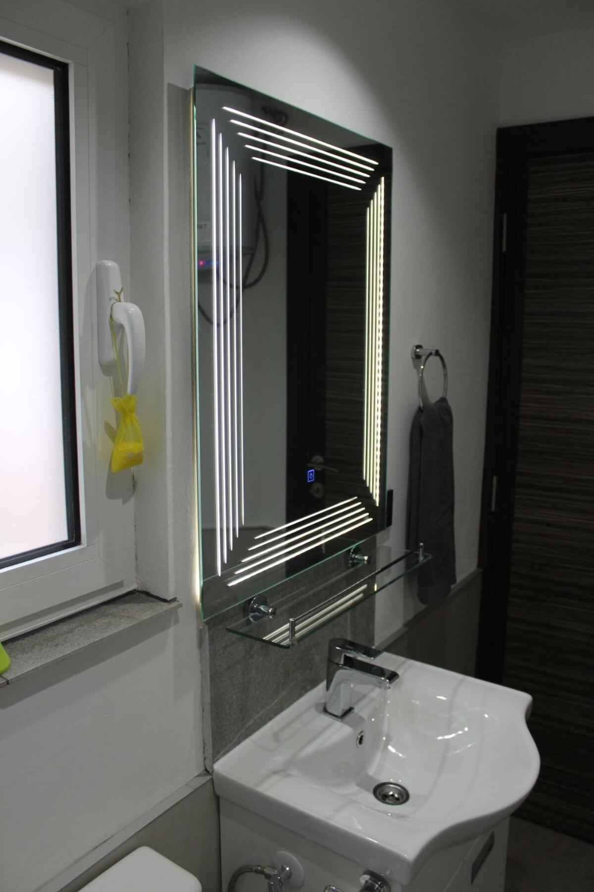 Carefree Apartments Улцин Екстериор снимка