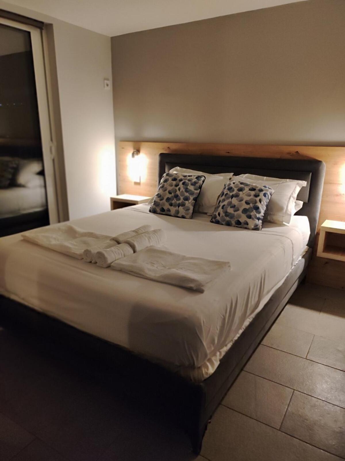 Carefree Apartments Улцин Екстериор снимка