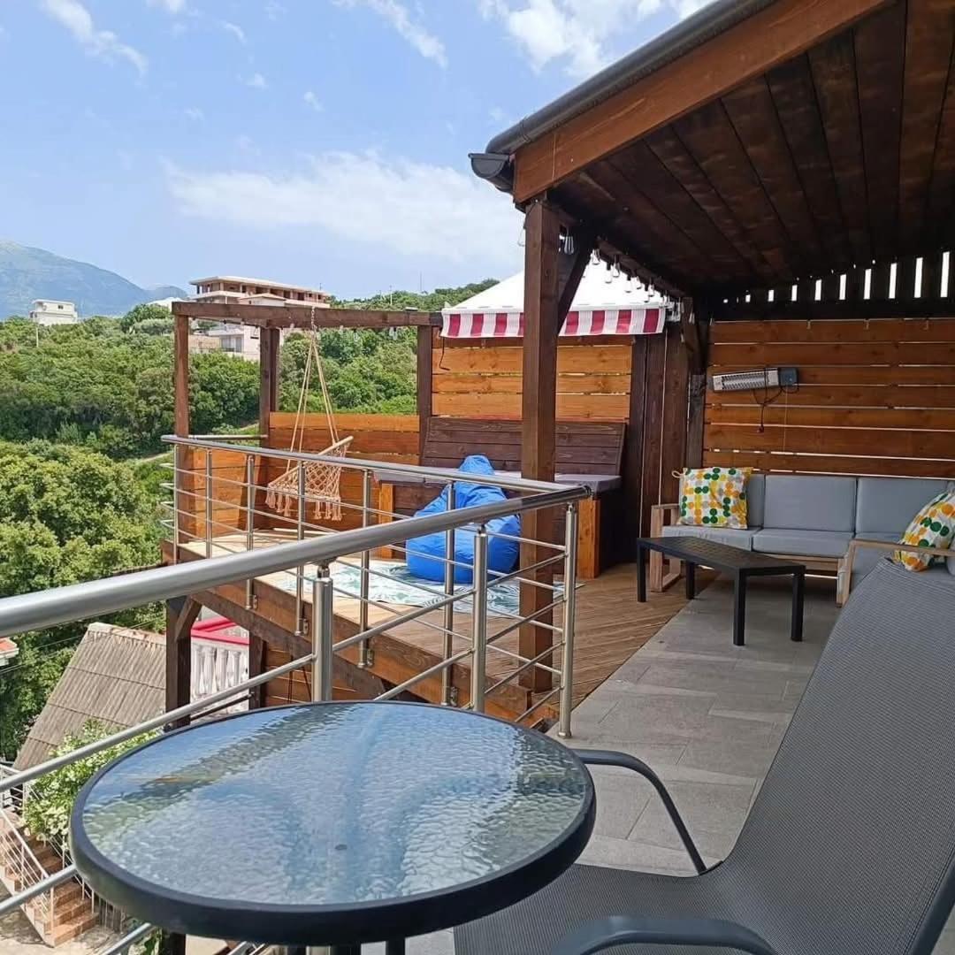 Carefree Apartments Улцин Екстериор снимка