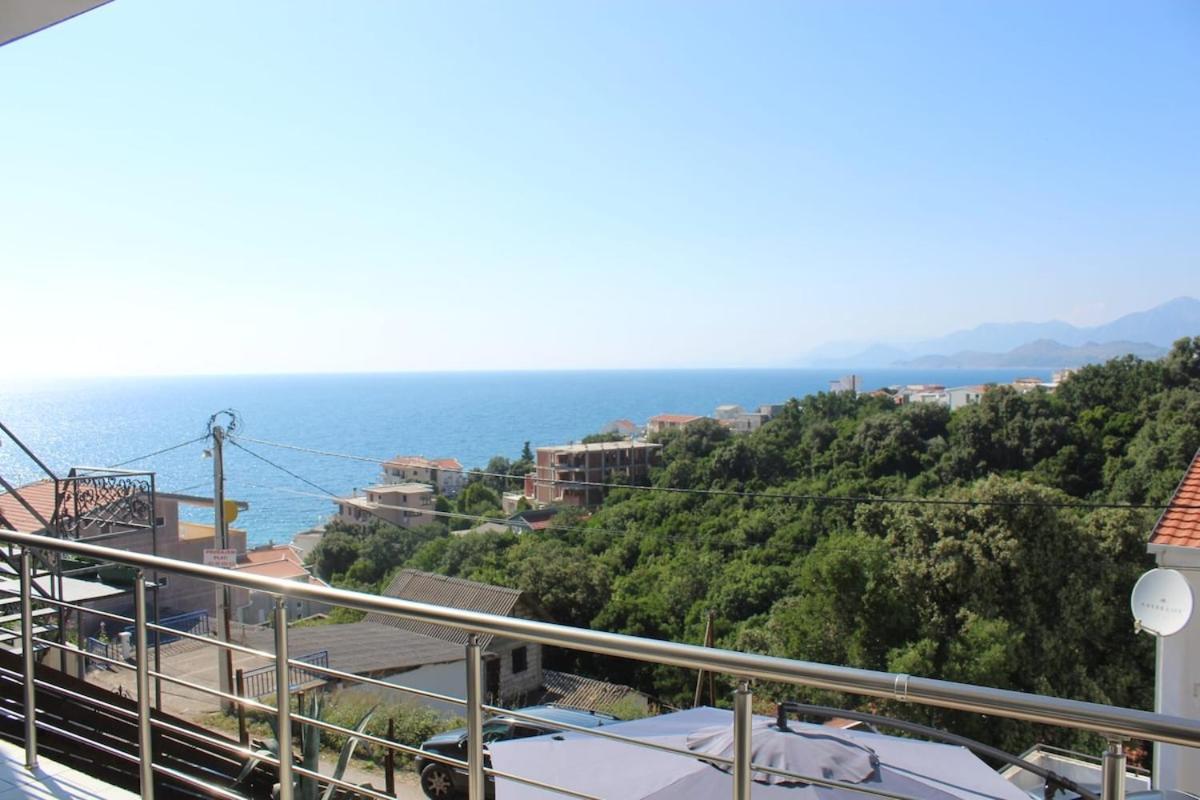 Carefree Apartments Улцин Екстериор снимка