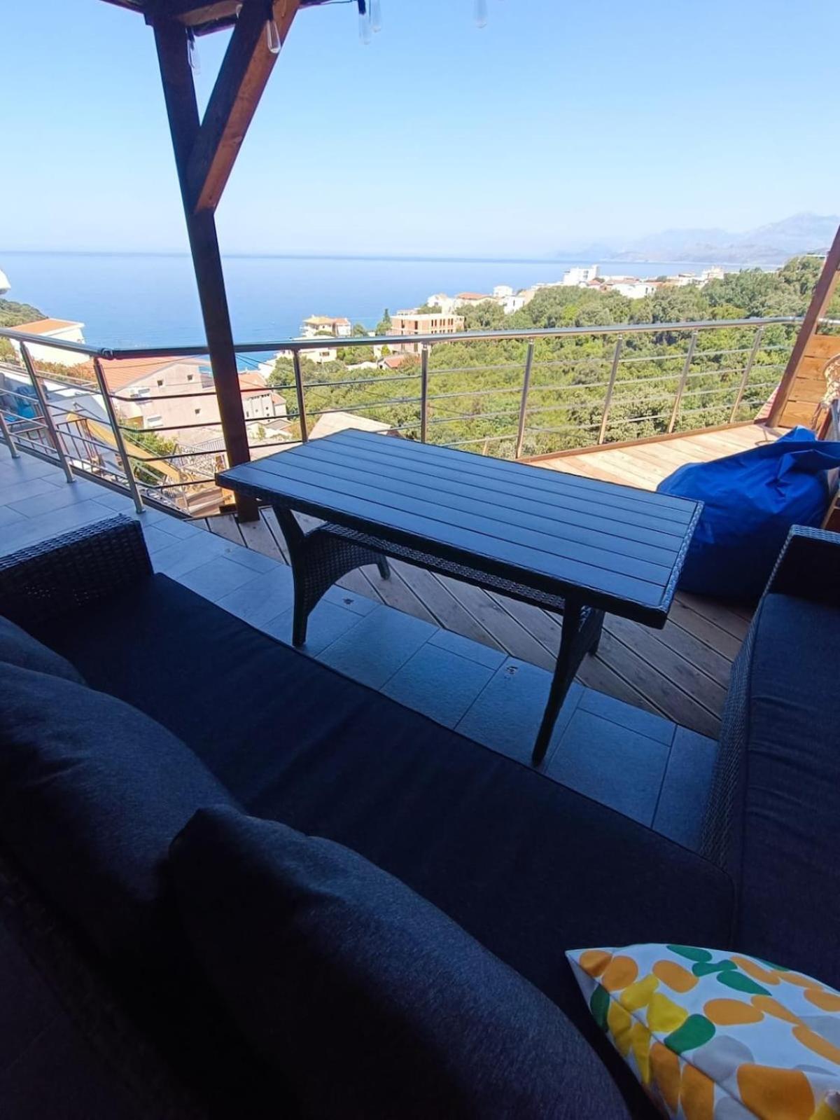 Carefree Apartments Улцин Екстериор снимка
